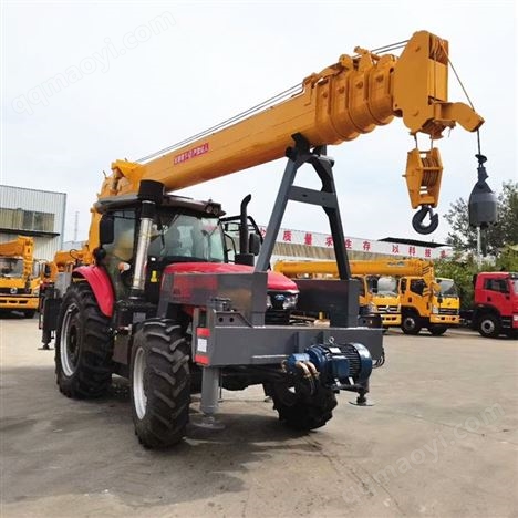 越野拖拉機(jī)吊車 拖拉機(jī)改裝吊車廠家 8噸拖拉機(jī)吊車改裝