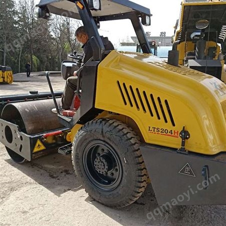 25/ZN390BKw型号齐全压路机 洛阳单缸压路机厂家 振动压路机价格