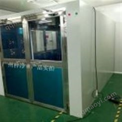 左右顶三吹风淋室